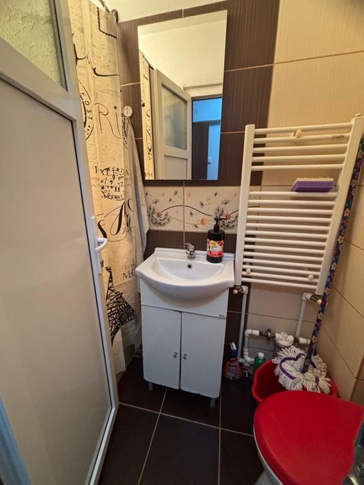 De inchiriat apartament 2 camere - zona piata mica ( str Minerilor)