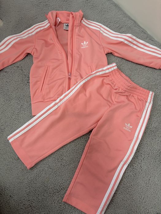 Екип Adidas 18-24