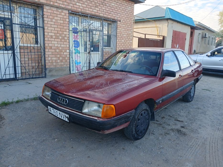 Ауди 100 сатылпды