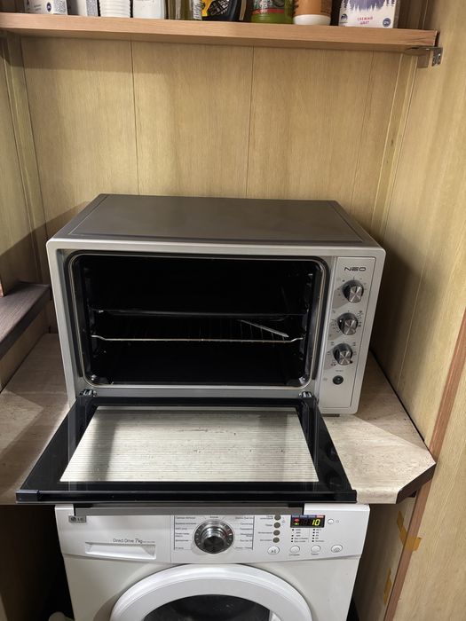 Продам электро духовка