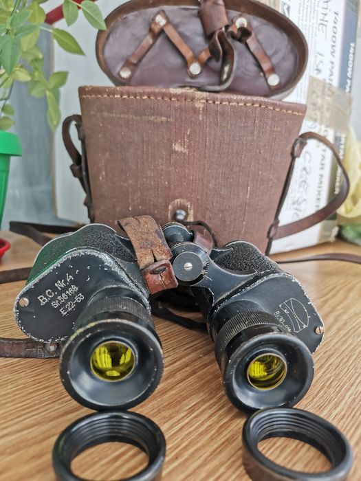 Binoclu vintage/militar se ia 56-168
