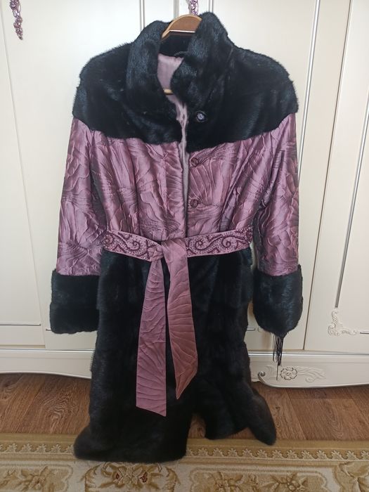 Продам норковую шубу