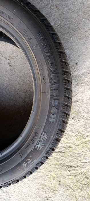 Продавам ЗИМНИ ГУМИ (чифт)