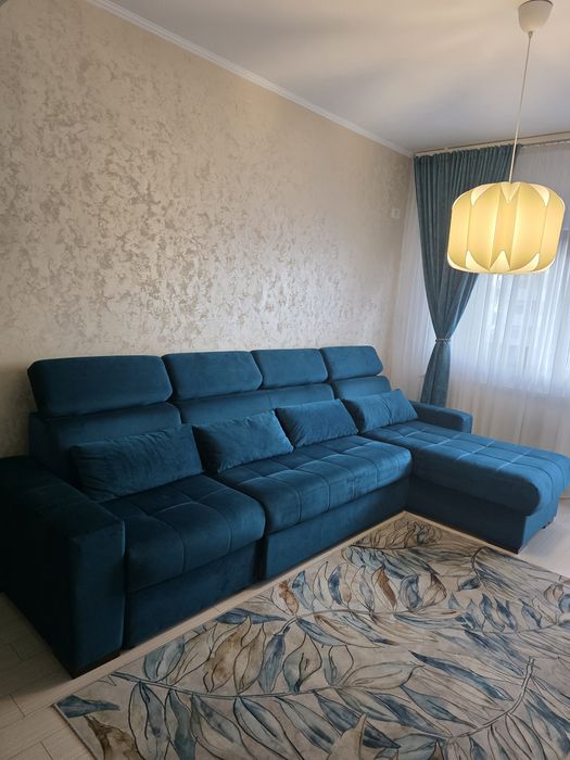 Coltar extensibil cu ladă de depozitare