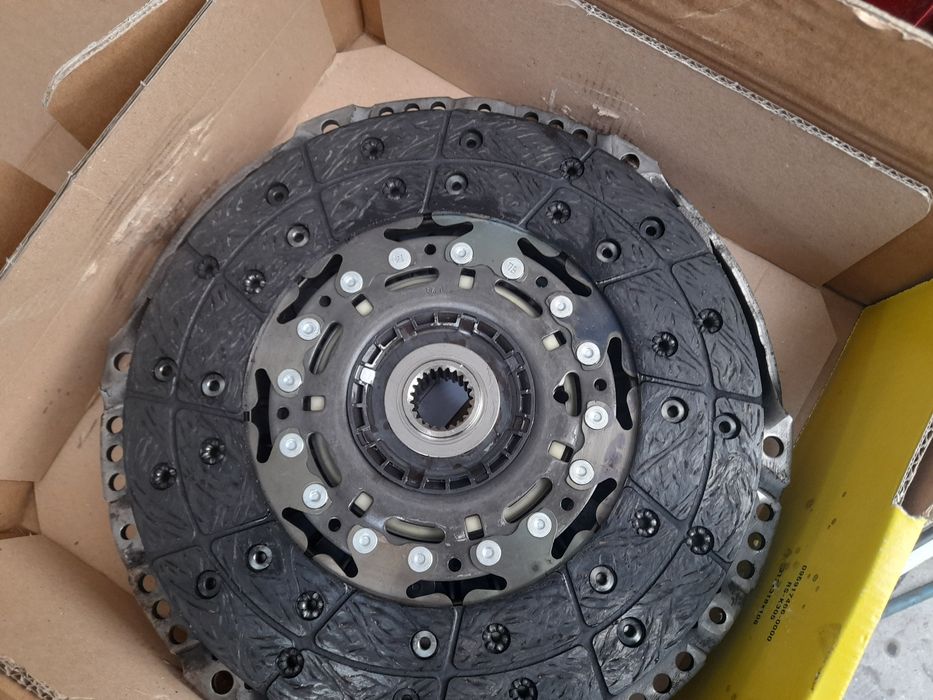 Съеденител притесканел феродов лагер помпа фиат дукато 3.0 Fiat dukato