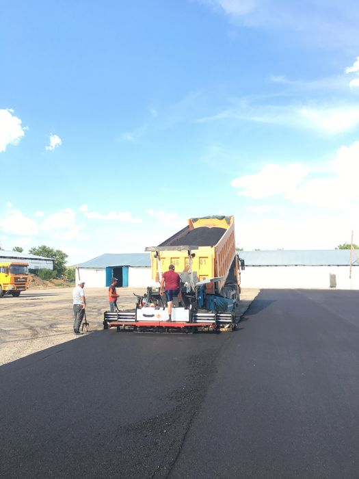 Услуги асфальтоукладчик каток 5 тонн