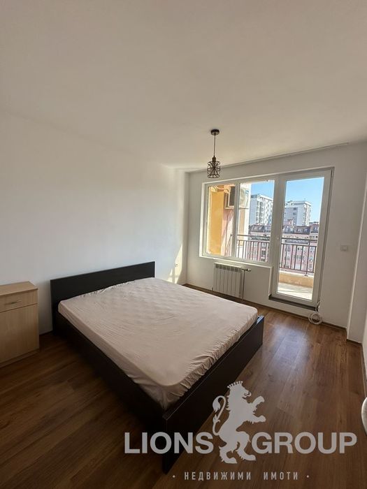 Продава се Тристаен апартамент в Варна, Възраждане 1 - 89 кв.м за 1852 €/кв.м - Снимка #5