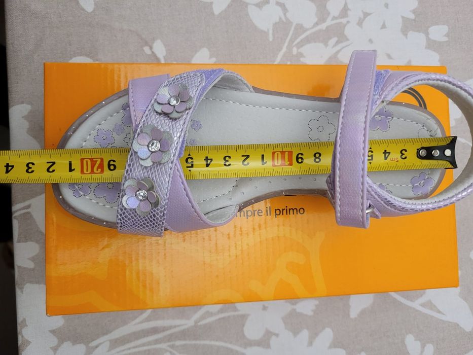 Сандалии, босоножки для девочки 34 р