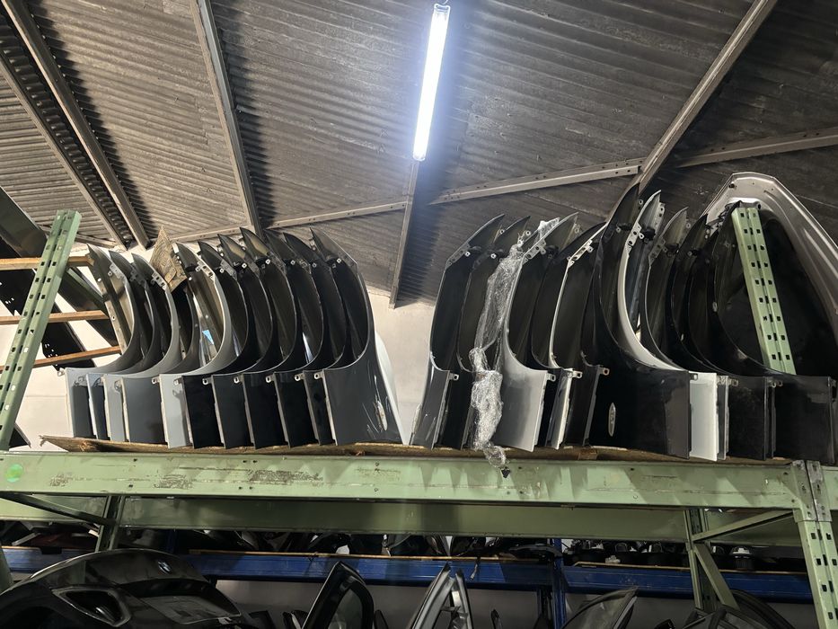 Aripa aripi stanga dreapta  bmw seria 1/3 e8x e9x