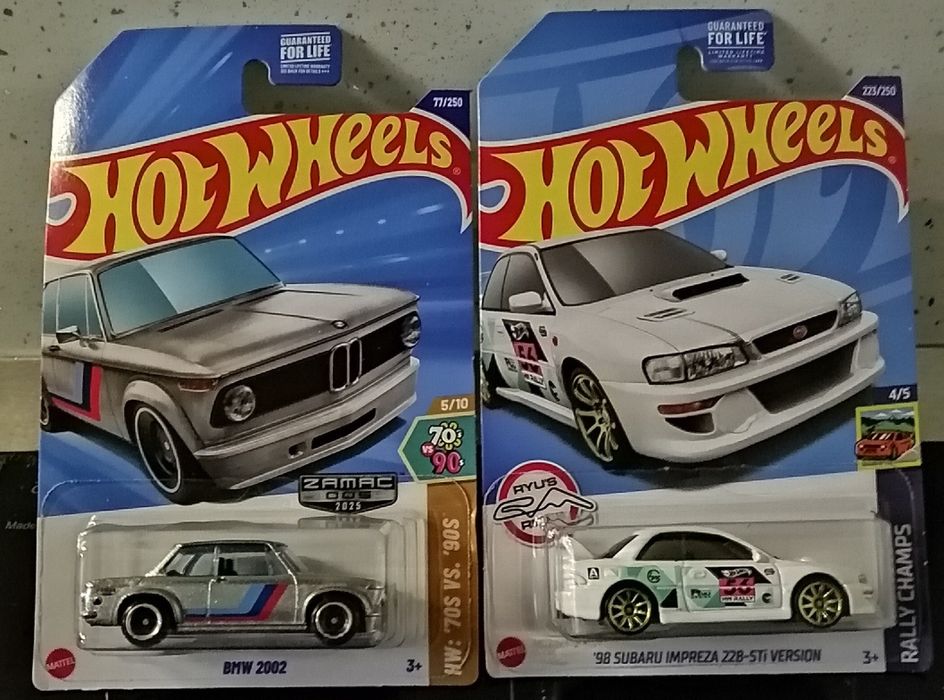 Hot Wheels колички 1/64