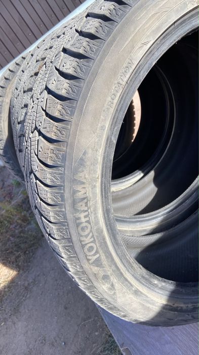 Шипы Yokohamo 235/45/R18