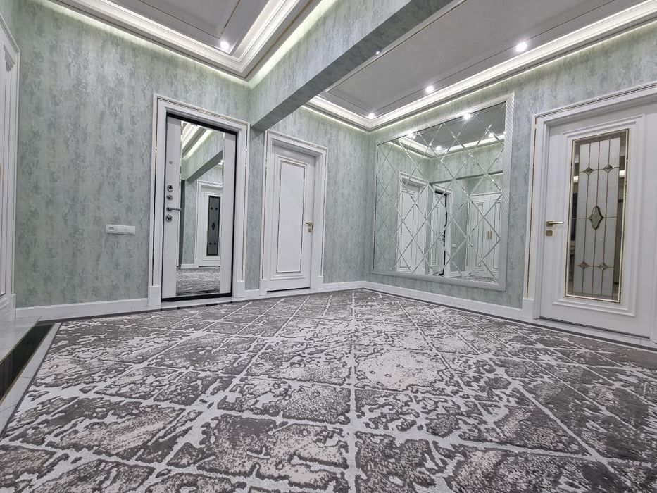 Beltepa Bankovskiy{4*5/1/4}Yevroremont 145m²O'ralgan ogorodi ham bor