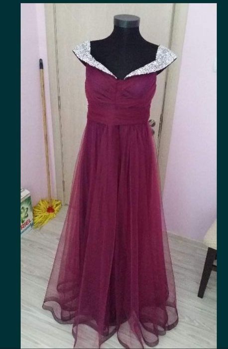 Официална  рокля