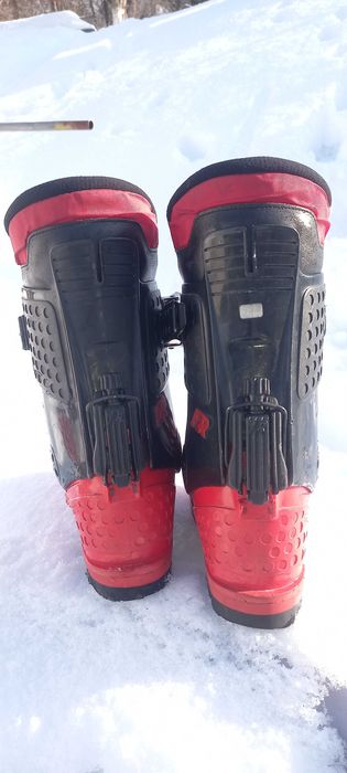 Vând Clăpari de tură 41-42