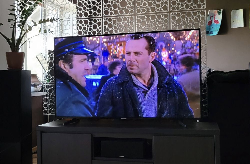 Телевизор Samsung 55"