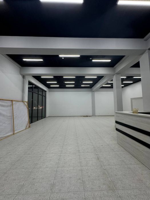 Сдаётся помещение180мкв  на новомосковской