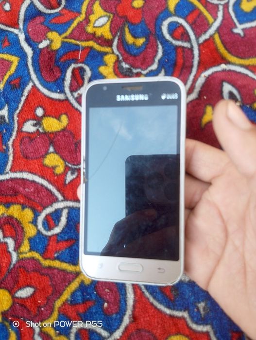 Samsung j1mini sotiladi