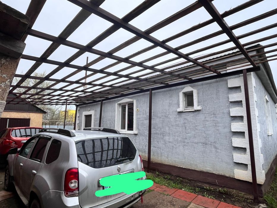 Уй сатылады.  Жақсы жерде орналасқан …..