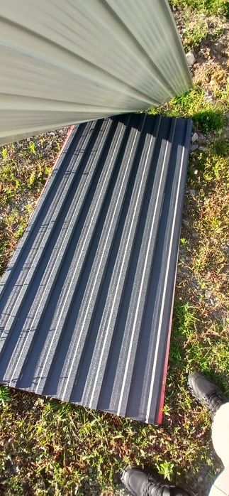 Vând tabla cutata colorata  grosimi de 0,25 0,3 0,35 0,4 0,45 0,5.Transport la domiciliu gratuit