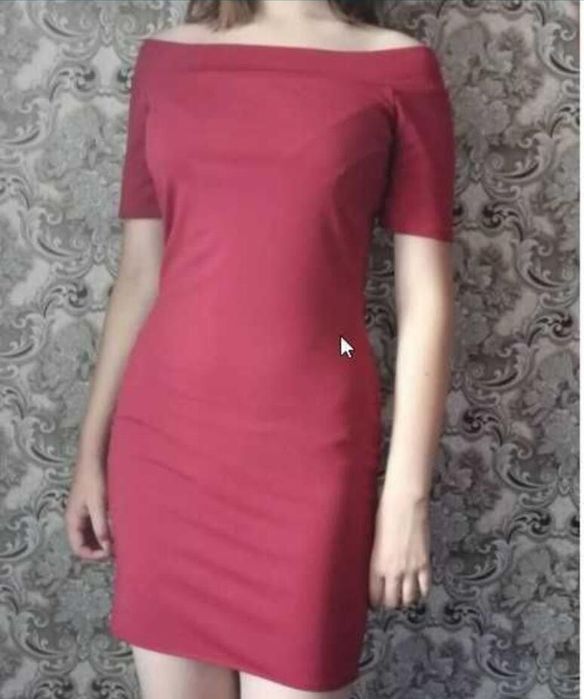 Женская одежда платья