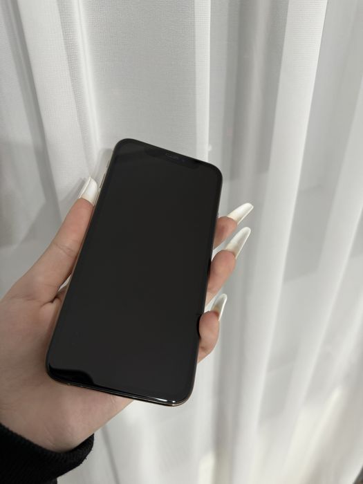 Vând Iphone XS Gold 64 GB