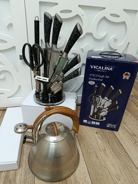 Набор ножей и чайник Викалина