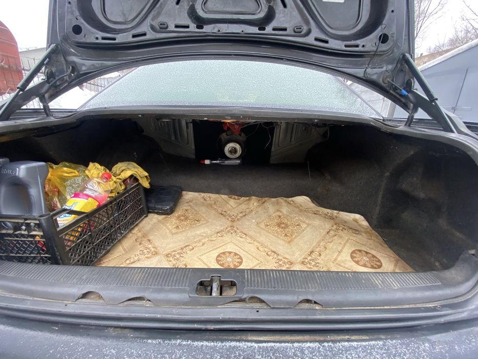 Ауди 100 черный