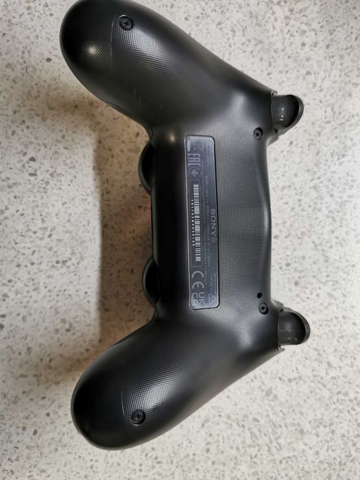 Геймпады, Steelseries Stratus Duo и Sony Dualshock PS4