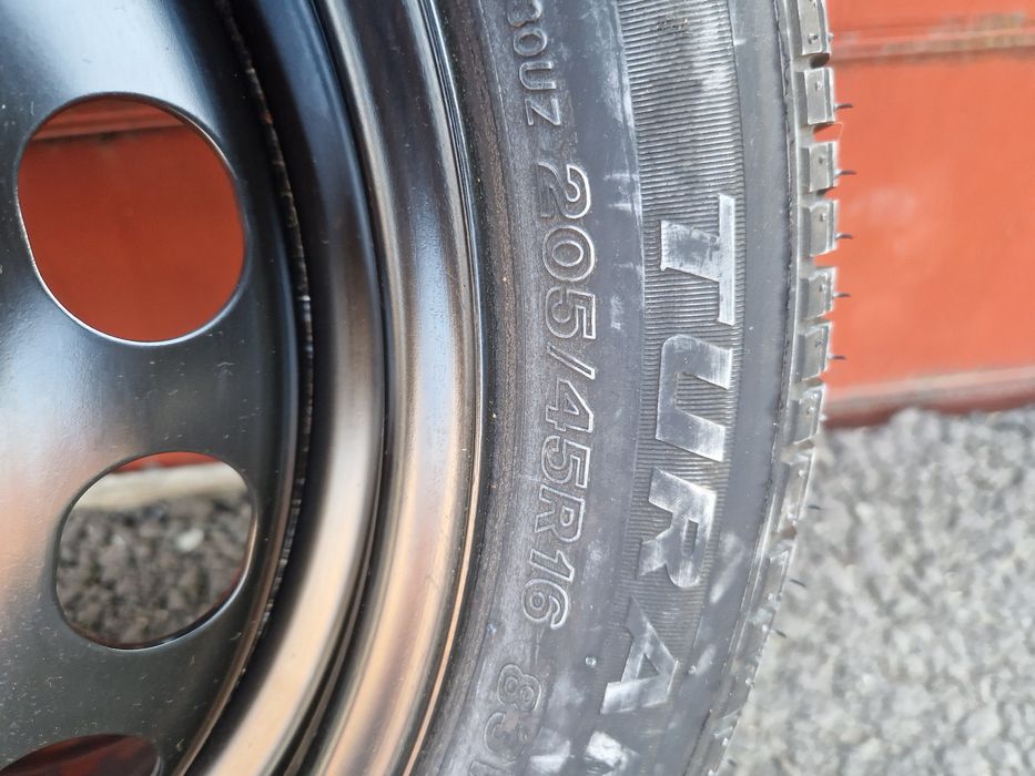 Janta+anvelopa nouă