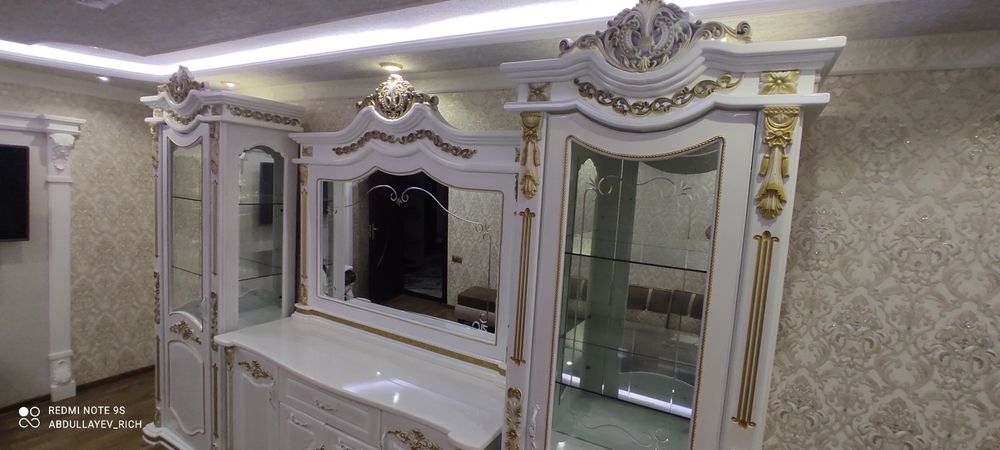 Продам свой хороший пенал комод почти новый в идеальном состоянии!