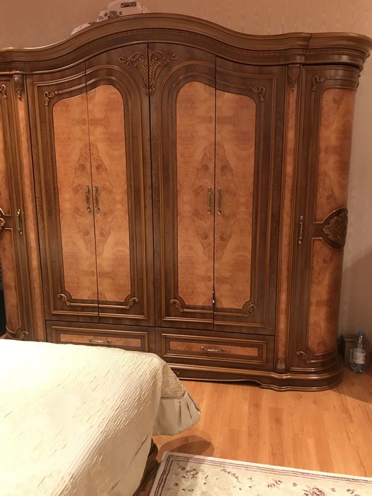 Спальный гарнитур производство Италия