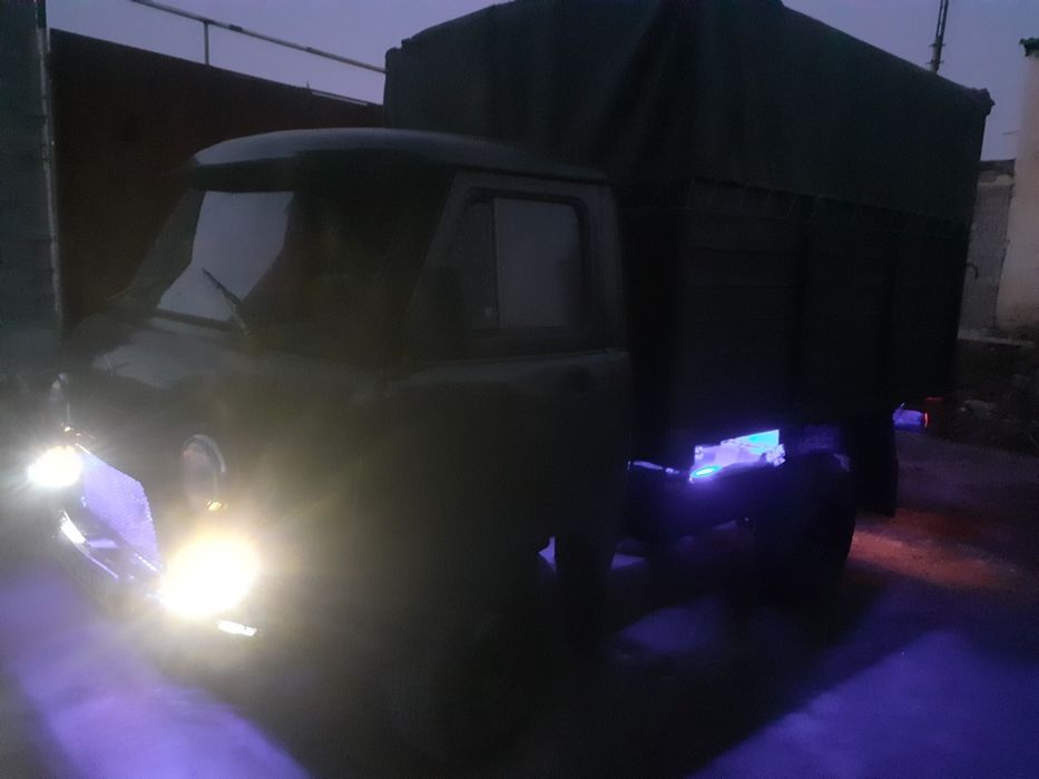 UAZ 3303 Benzin gazda zo'r yuradi. Kamchiligi yo'q