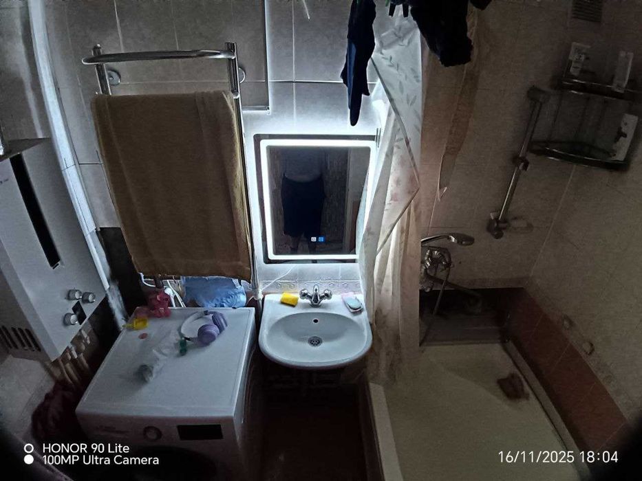 3-ком квартира без ремонта с гаражом, кирпич 3/2/2