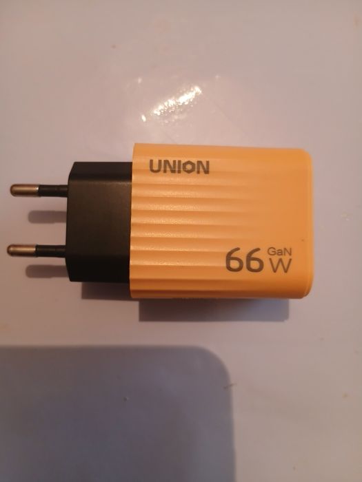 Продам адаптер новый