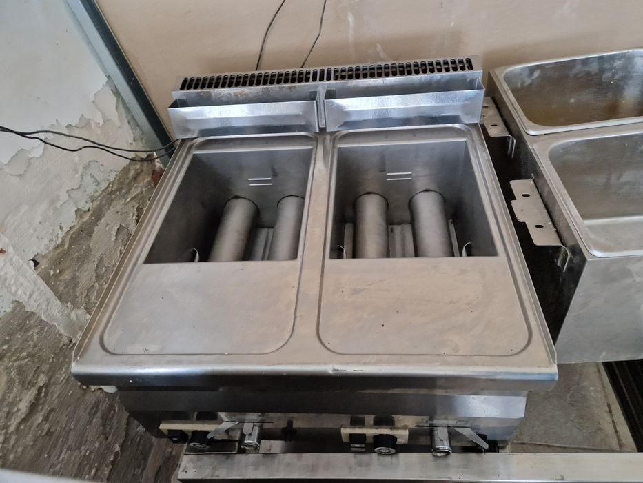 Friteuza dubla inox gros de putere,  cu robinet, 380v