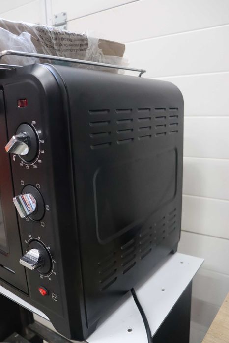 Фурна Moulinex Optimo (OX495810) 60L 2200W, лек дефект