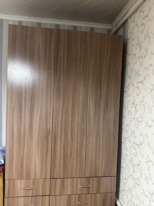 Шкаф сатылады шұғыл түрде өте жақсы жағдайда