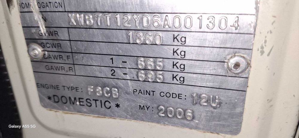 Дамас автомашинаси сотилади.