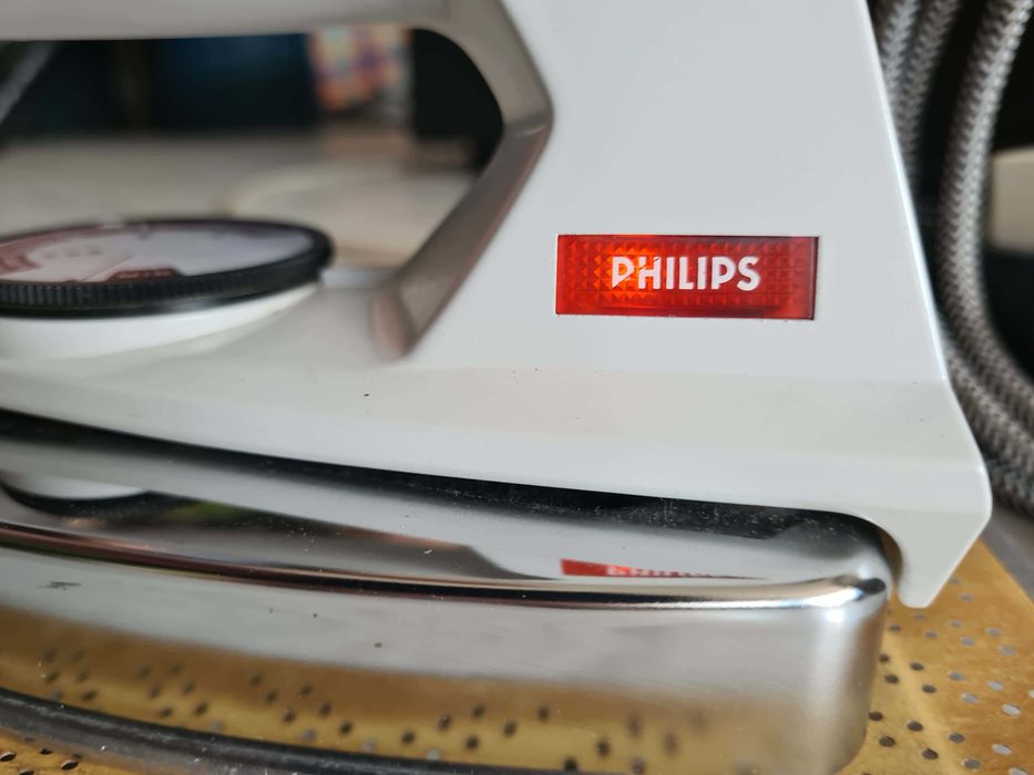 2 броя ютии, Philips, Sapir