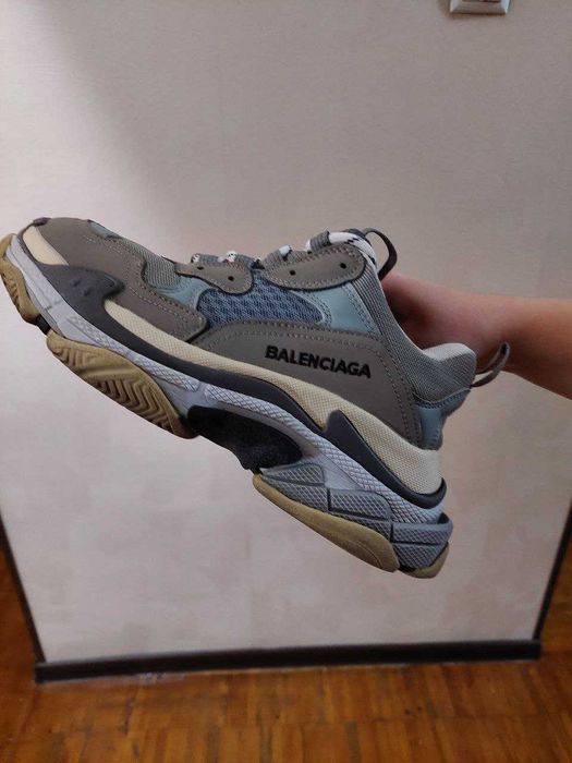 Кроссовки    б/у