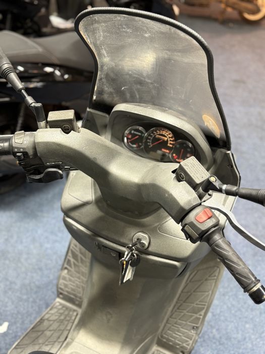 Suzuki Burgman 2004 - 125cc - 37.346km