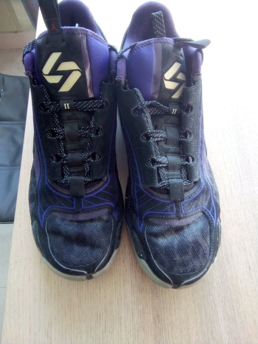 Продавам Jordan LUKA 2