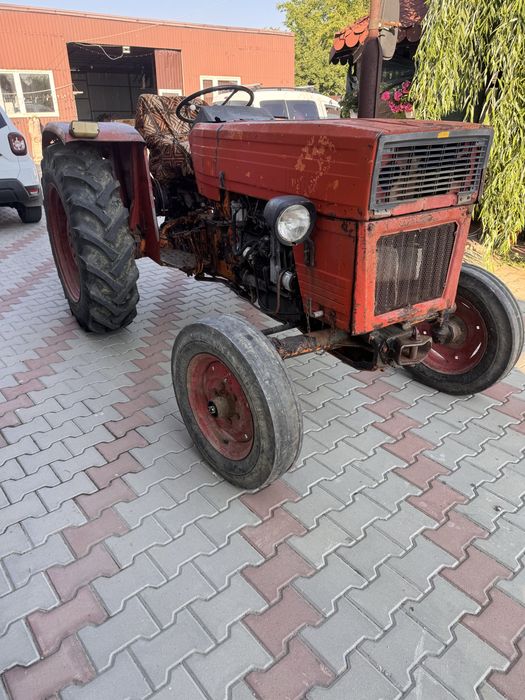 Tractor 445 universal