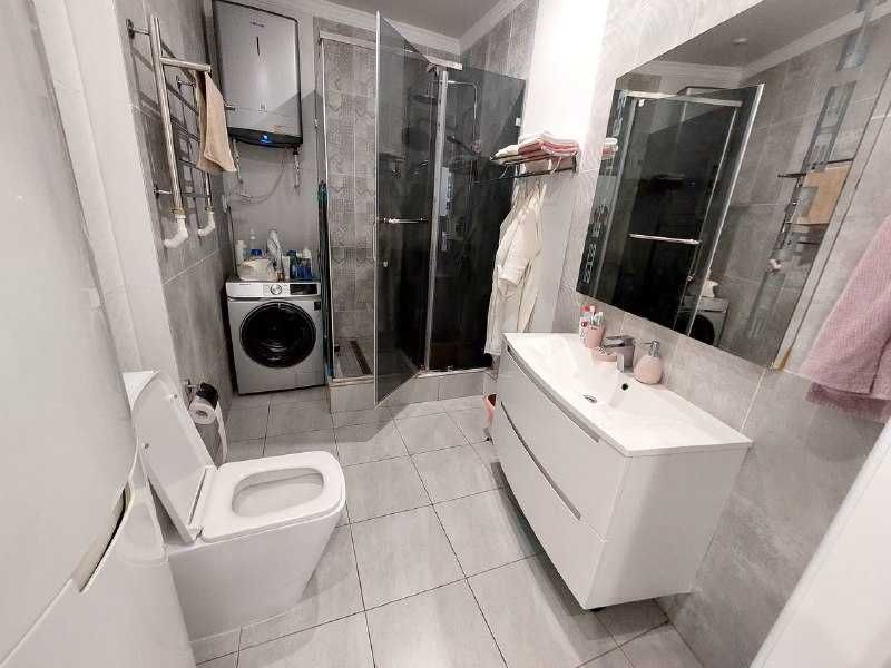 Продается 3- комн квартира Степной 2 д2/4