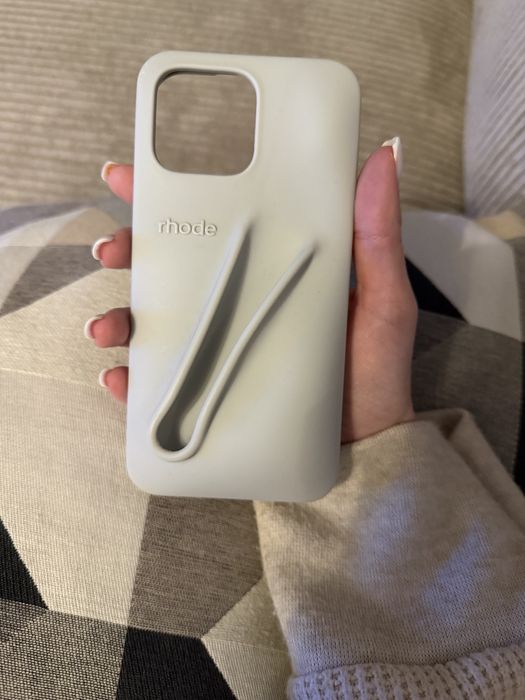 Оригинален Rhode lip case Iphone 16 pro max