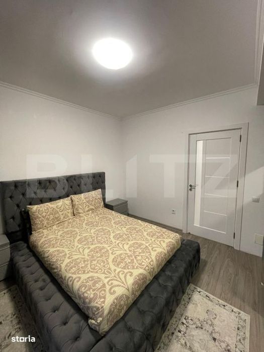 Apartament 3 camere, 2 bai, 64 mp, 2 parcari, intermediar, zona Terra