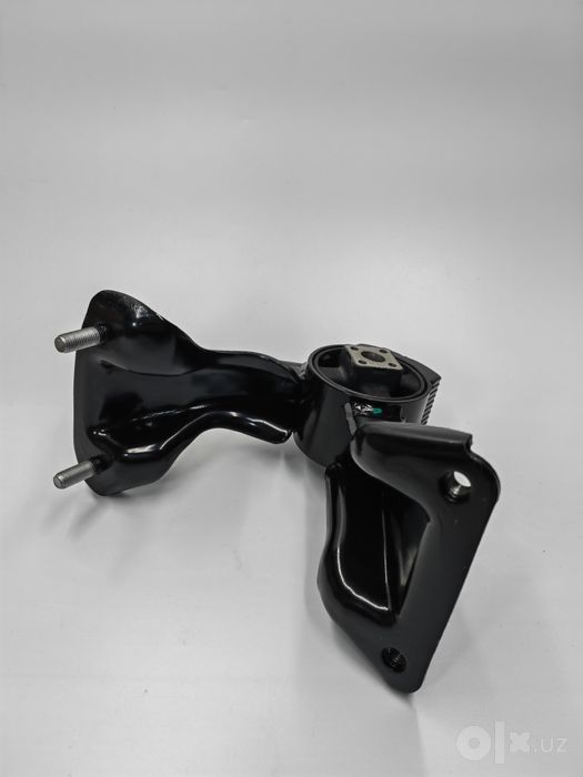 BYD dvigatel opora BYD опора двигателя