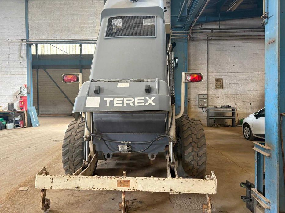 Vand/schimb Autogreder Terex TG150