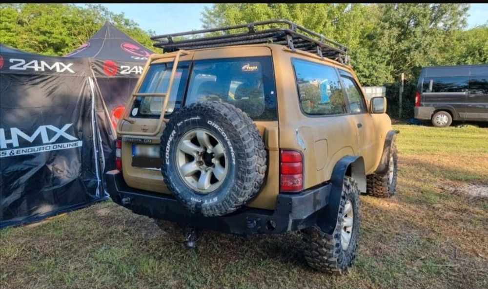 Nissan Patrol Y61