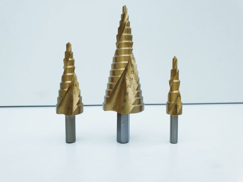 Freza metal conica elicoidala 3 piese